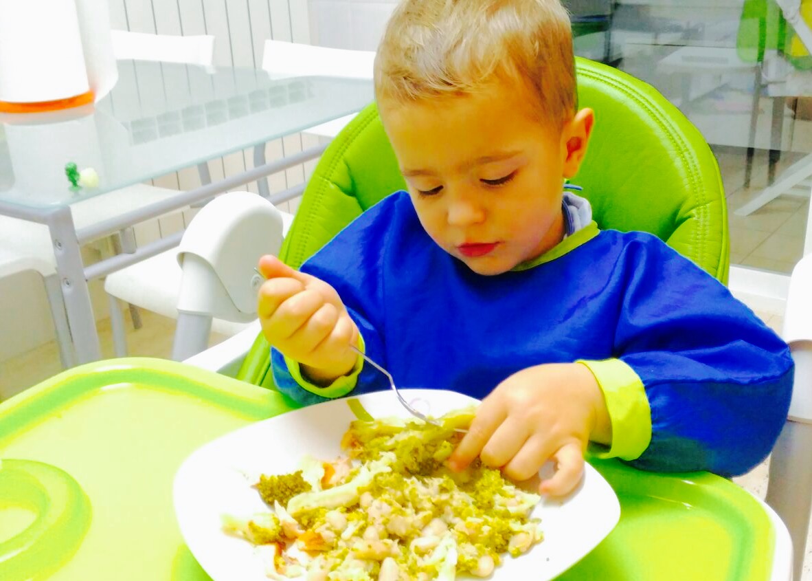 6 consejos indispensables para que tus hijos coman frutas y verduras